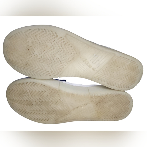 Adidas Tyshawn Sneakers, Mens 5.5 - Picture 9 of 11